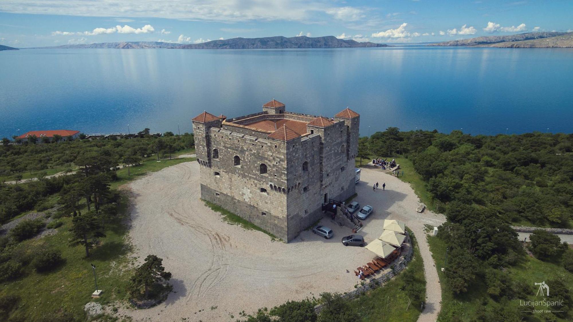 Apartment Ana Senj  Luaran gambar